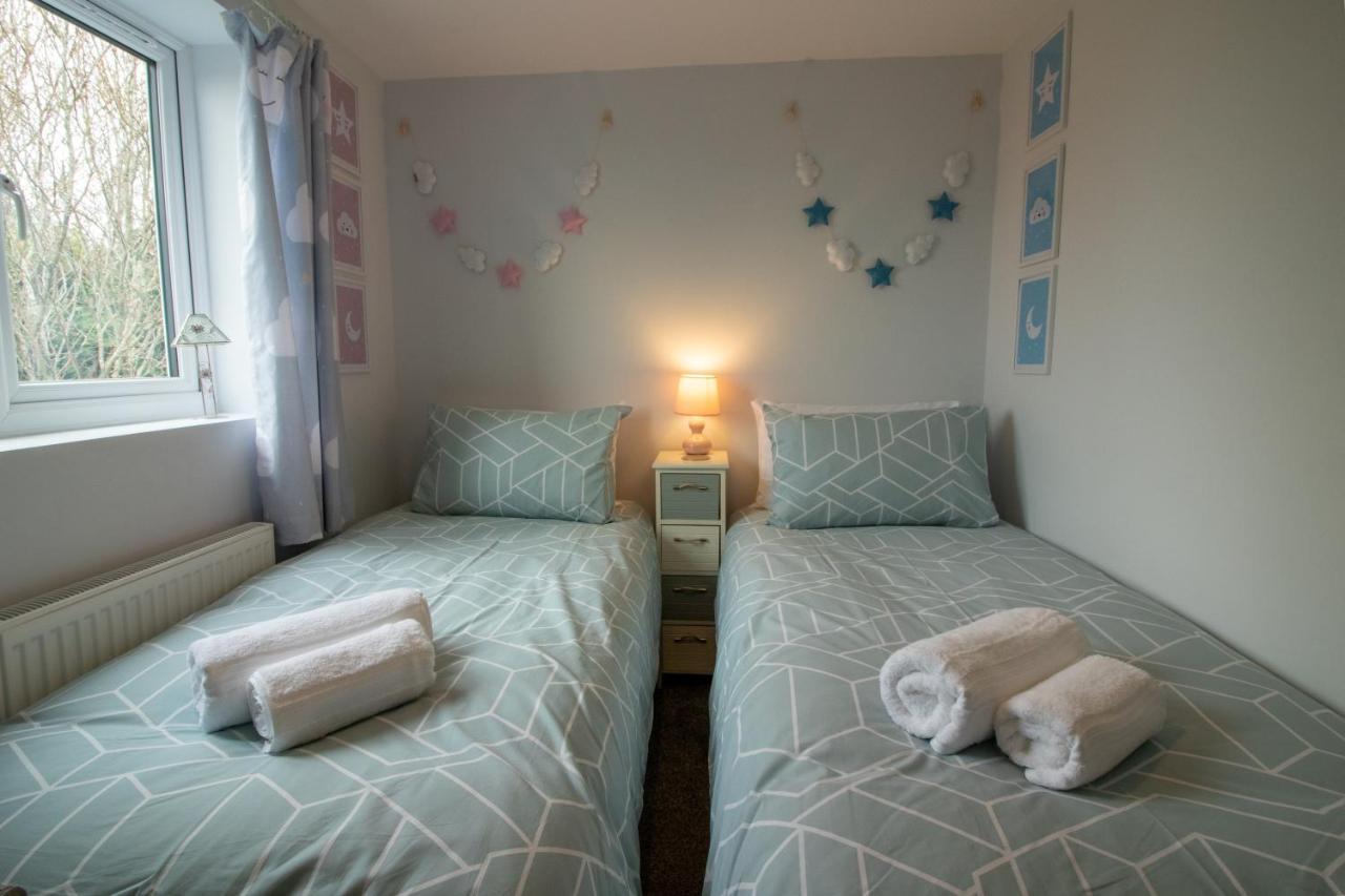 Modern & Cosy- Ideal For Small Families & Couples Бриксем Экстерьер фото
